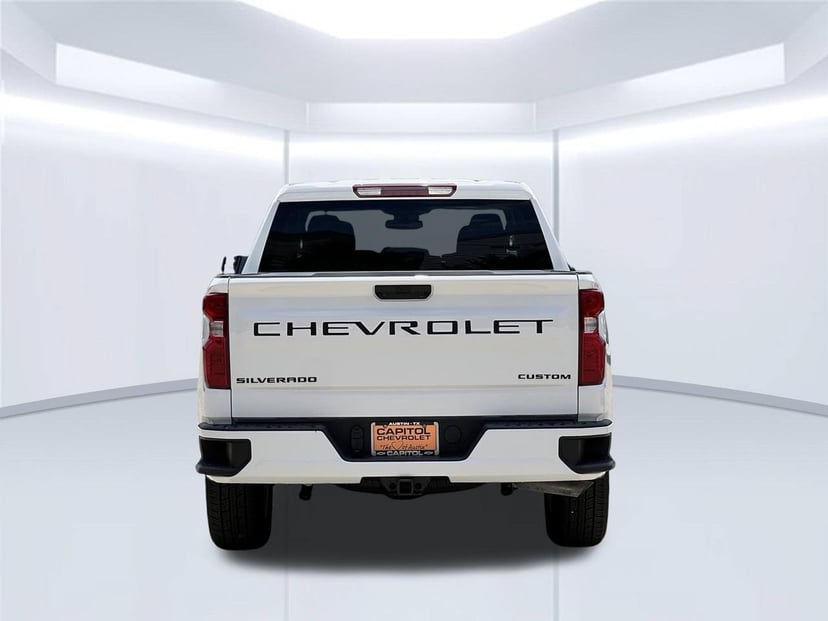 2026 Chevrolet Silverado 1500 - Image 3