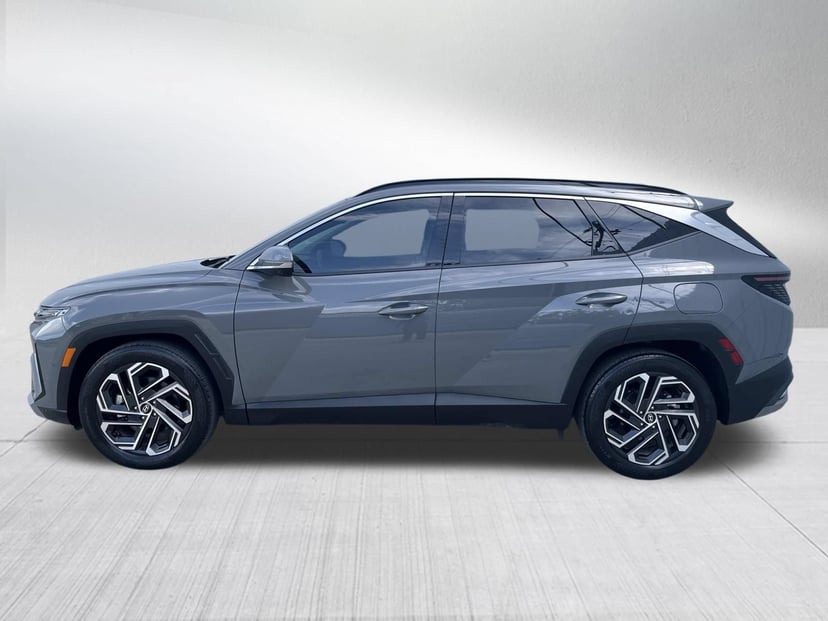 2025 Hyundai Tucson - Image 3