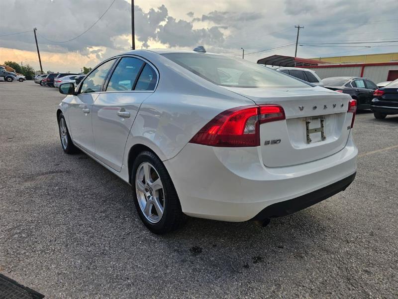 2012 Volvo S60 - Image 3