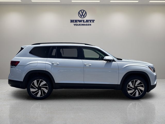 2026 Volkswagen Atlas - Image 2