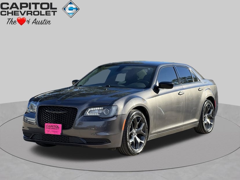2023 Chrysler 300 - Image 1