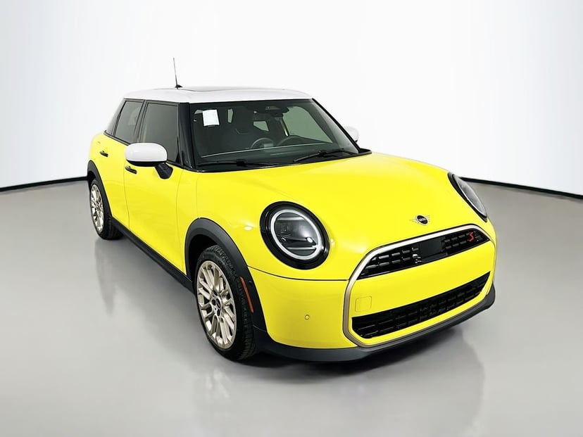 2025 MINI Hardtop - Image 1