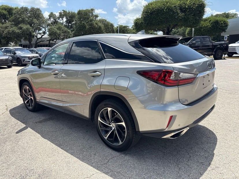 2017 Lexus RX - Image 3