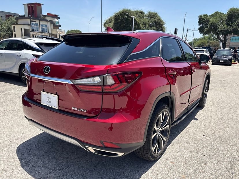2021 Lexus RX - Image 3