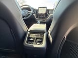 2026 Volvo XC60 - Preview 11