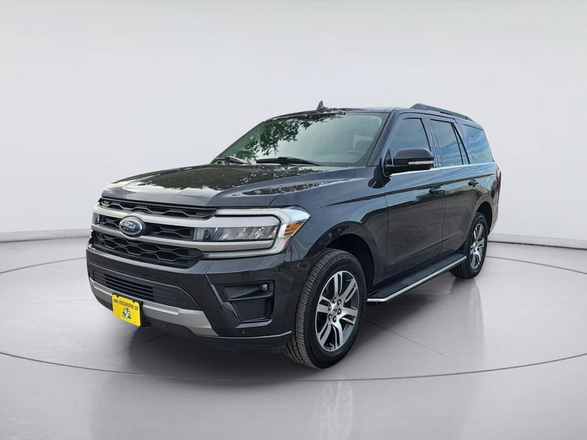 2022 Ford Expedition - Image 1