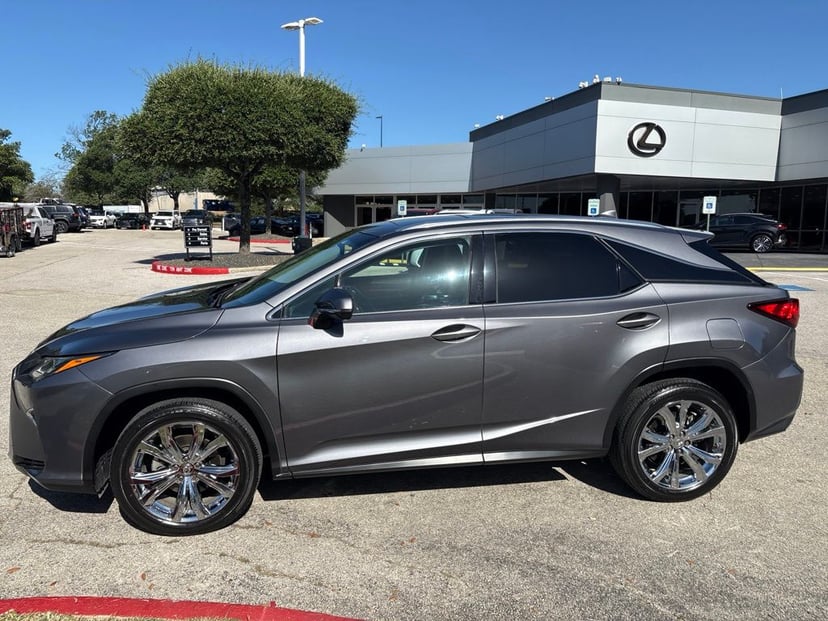 2018 Lexus RX - Image 2
