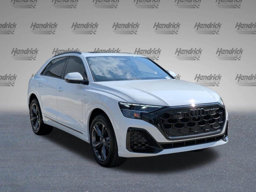 2027 Audi Q8 - Image 1