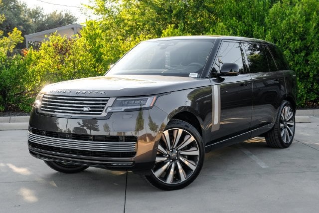 2026 Land Rover Range Rover - Image 1