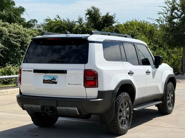 2024 Toyota Land Cruiser - Image 2