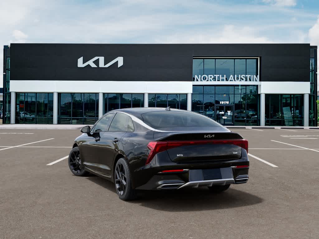 2026 Kia K5 - Image 3