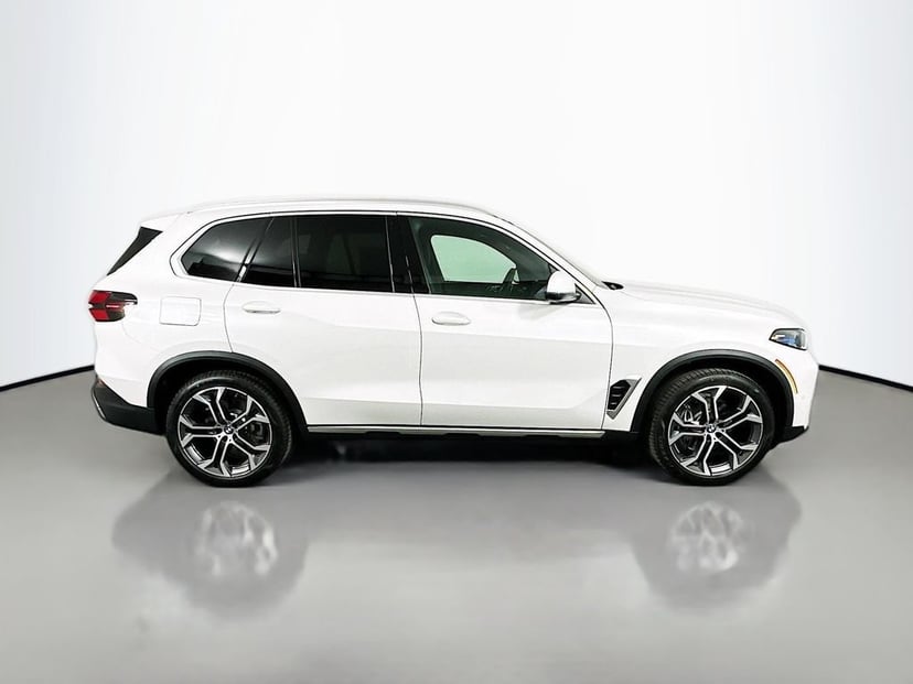 2026 BMW X5 - Image 2