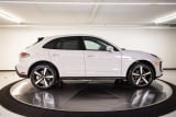2026 Porsche Macan - Preview 8