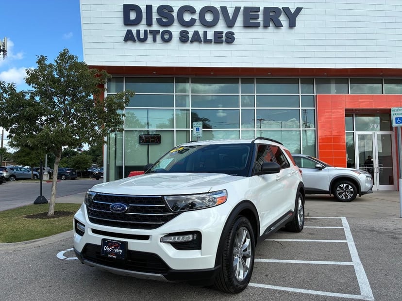 2020 Ford Explorer - Image 1