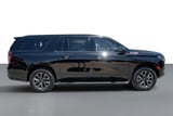 2021 Chevrolet Suburban - Preview 3