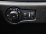 2025 Chrysler Pacifica - Preview 12
