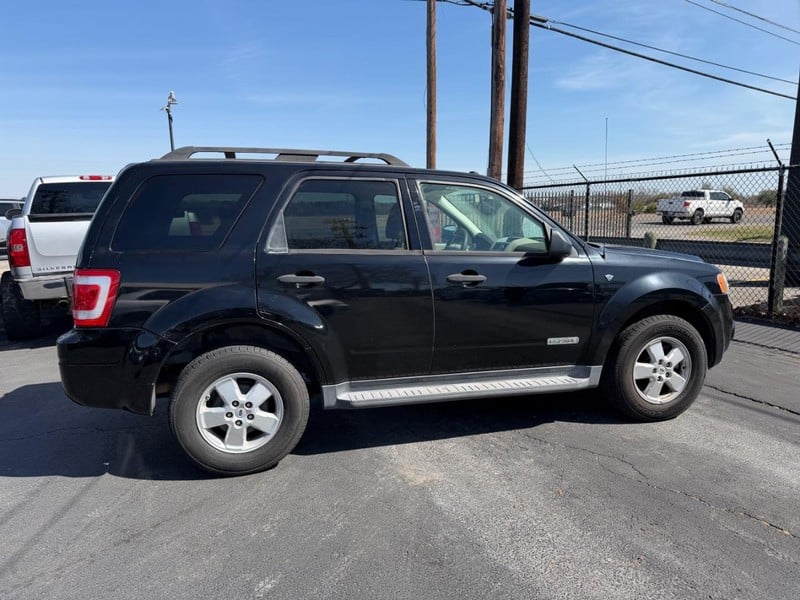 2008 Ford Escape - Image 2