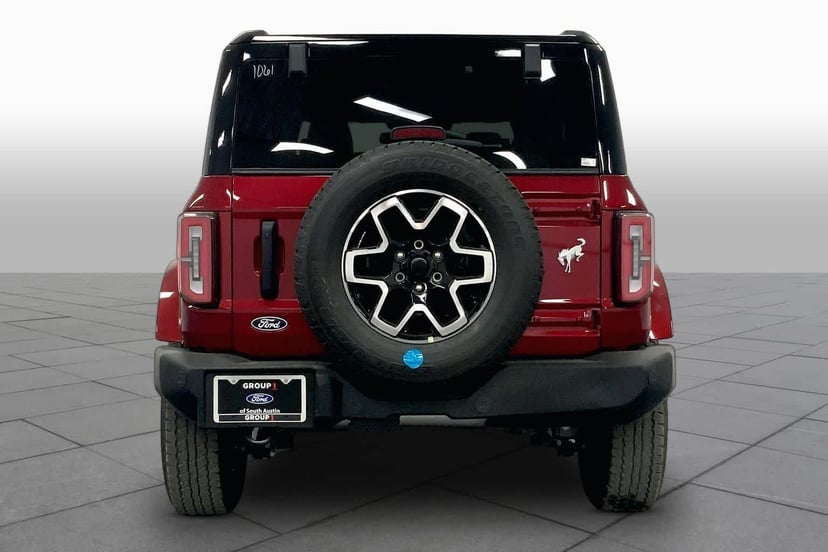 2026 Ford Bronco - Image 3