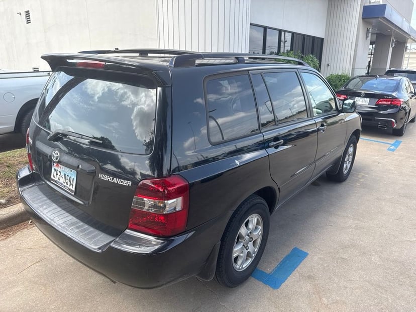 2007 Toyota Highlander - Image 2