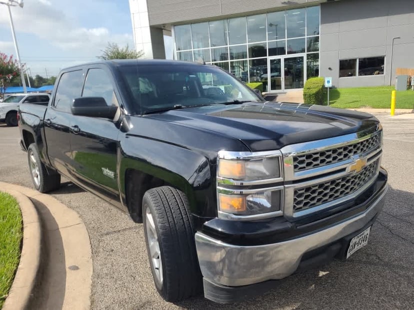 2015 Chevrolet Silverado - Image 1