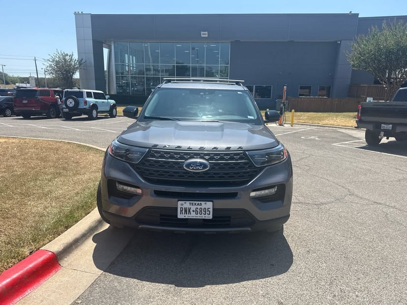 2022 Ford Explorer - Image 2