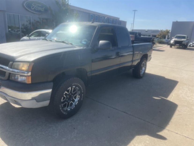 2004 Chevrolet Silverado 1500 - Image 1