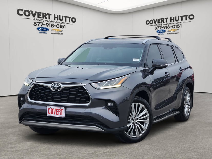 2024 Toyota Highlander - Image 1
