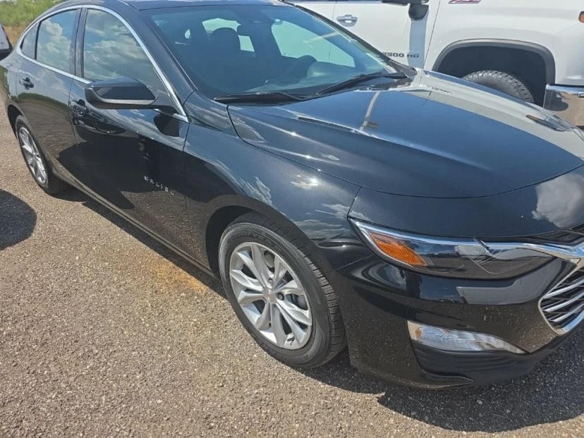 2025 Chevrolet Malibu - Image 1