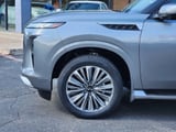 2025 INFINITI QX80 - Preview 9