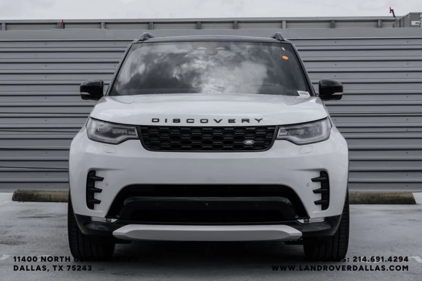 2026 Land Rover Discovery - Image 1