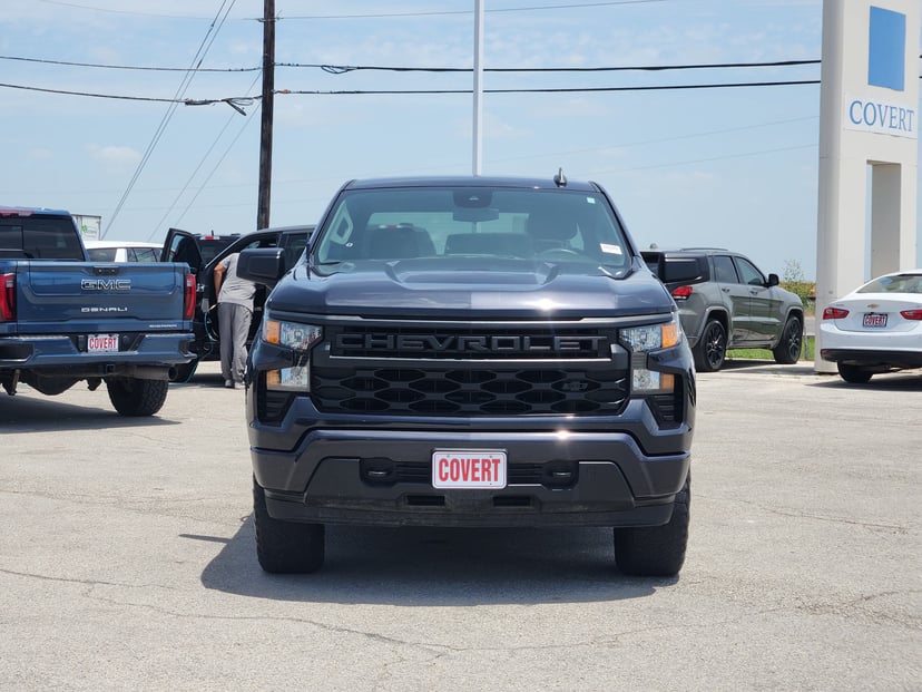 2023 Chevrolet Silverado - Image 3