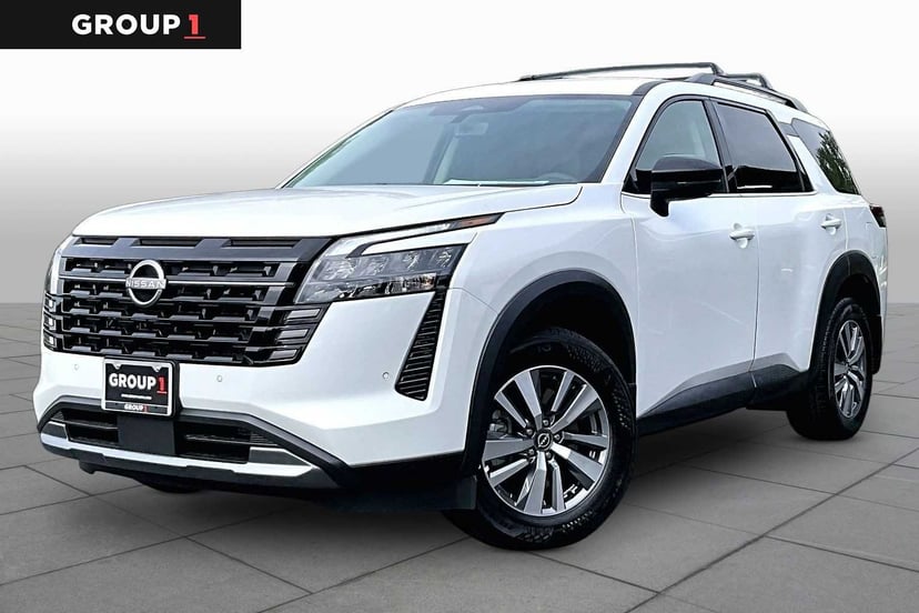 2026 Nissan Pathfinder - Image 1