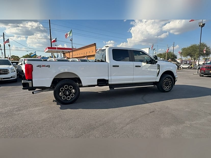 2023 Ford F-350 - Image 1
