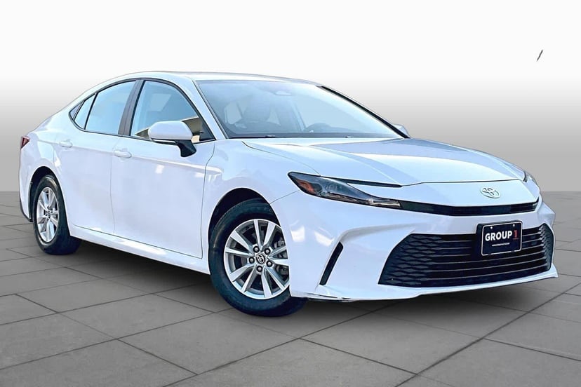 2025 Toyota Camry - Image 2