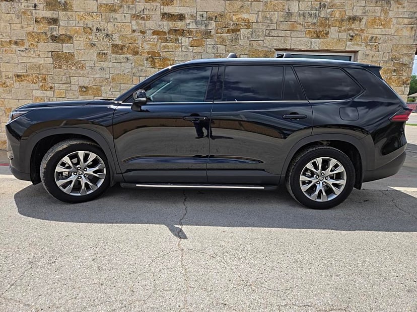 2026 Toyota Grand Highlander - Image 1