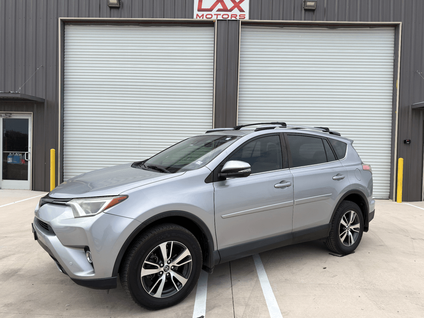 2018 Toyota RAV4 - Image 1