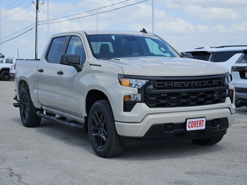 2026 Chevrolet Silverado - Image 2
