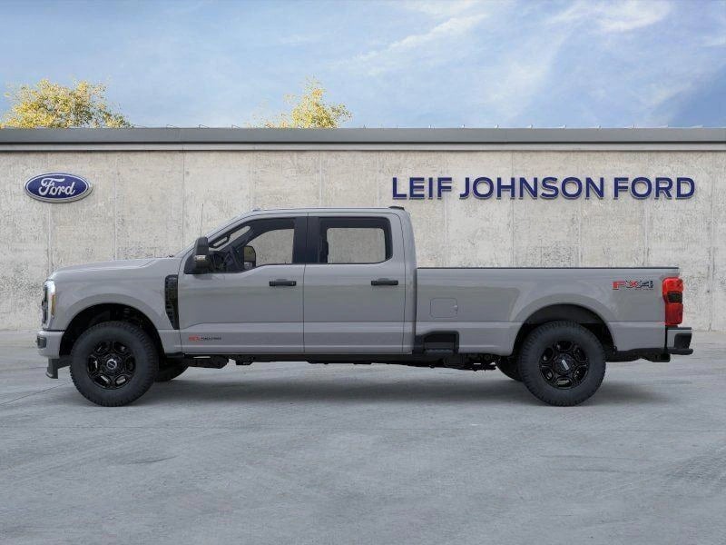 2026 Ford F-350 - Image 2