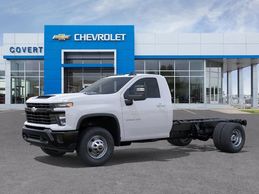 2026 Chevrolet Silverado 3500 HD - Image 3