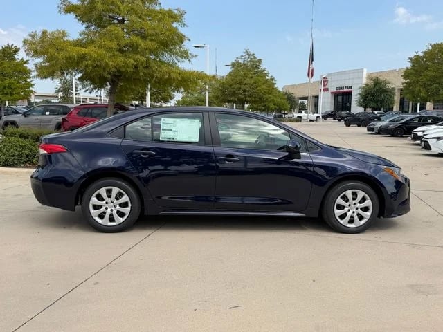 2026 Toyota Corolla - Image 2