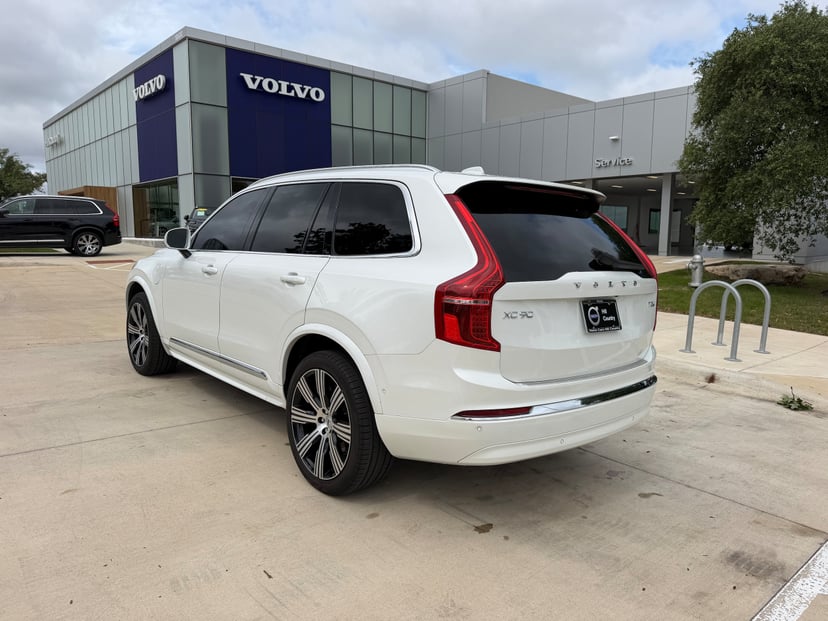2025 Volvo XC90 - Image 1