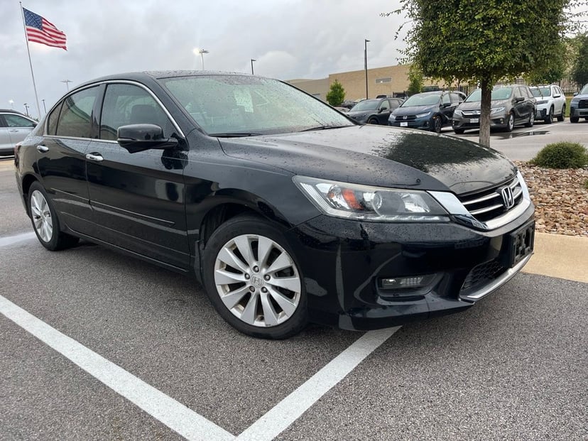 2015 Honda Accord - Image 1