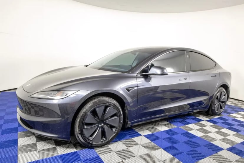 2025 Tesla Model 3 - Image 2