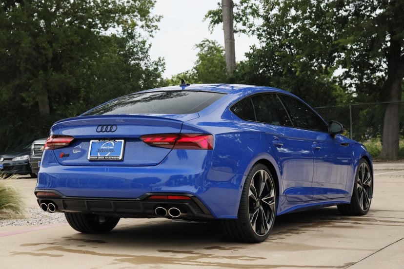 2022 Audi S5 Sportback - Image 2