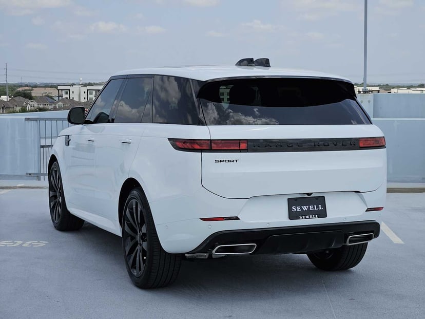 2026 Land Rover Range Rover Sport - Image 3