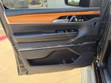 2022 Jeep Grand Wagoneer - Preview 10