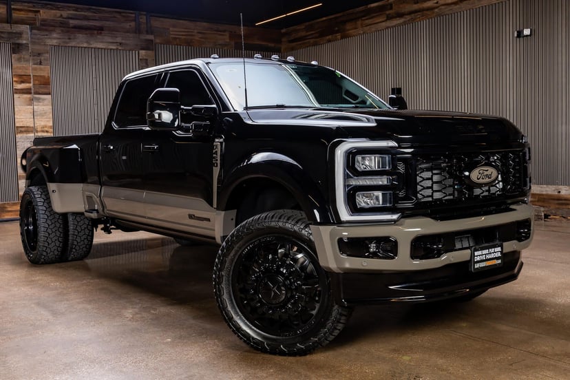 2026 Ford F-450 - Image 1
