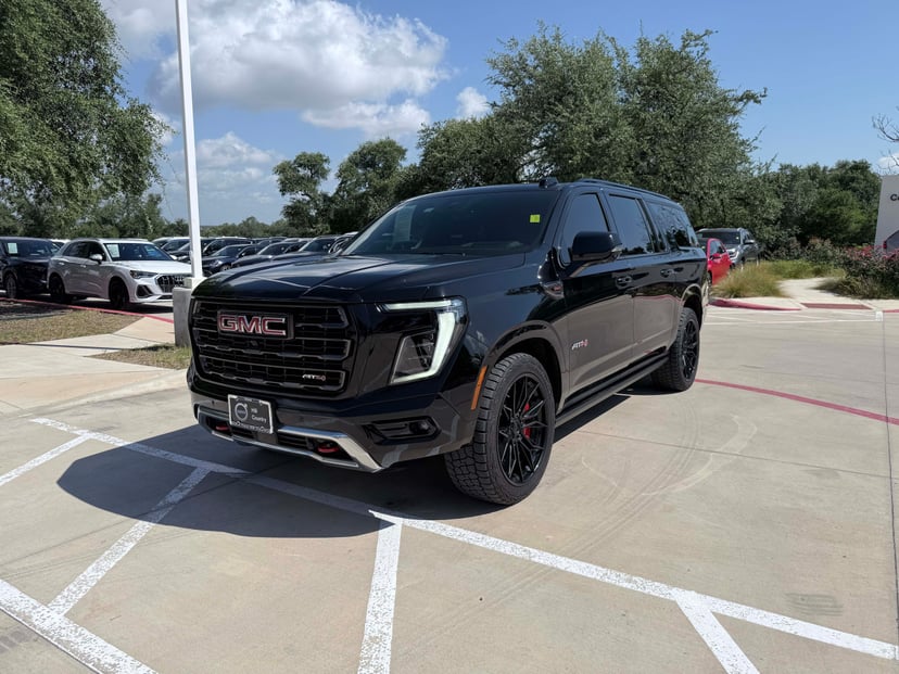 2025 GMC Yukon XL - Image 1