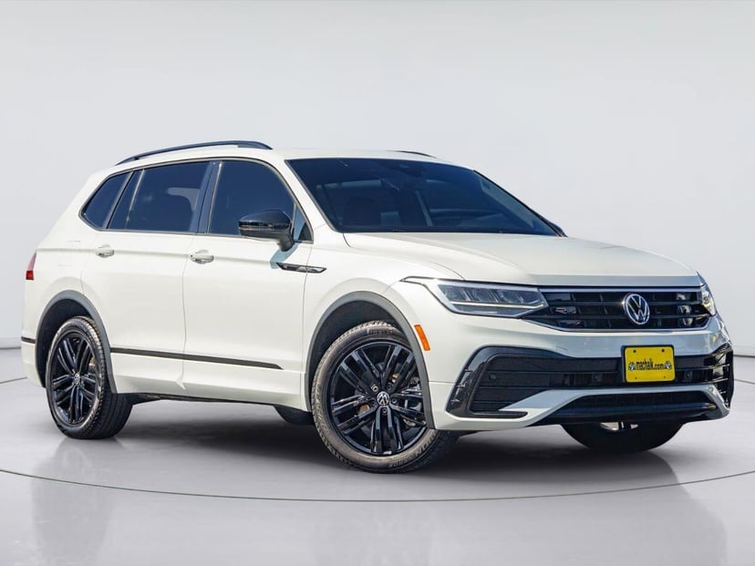 2022 Volkswagen Tiguan - Image 1