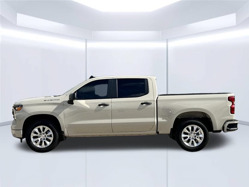 2026 Chevrolet Silverado 1500 - Image 1